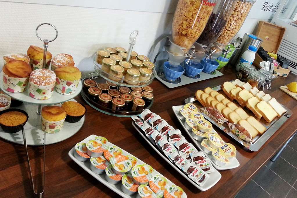 Comfort Suites Pau Идрон Экстерьер фото